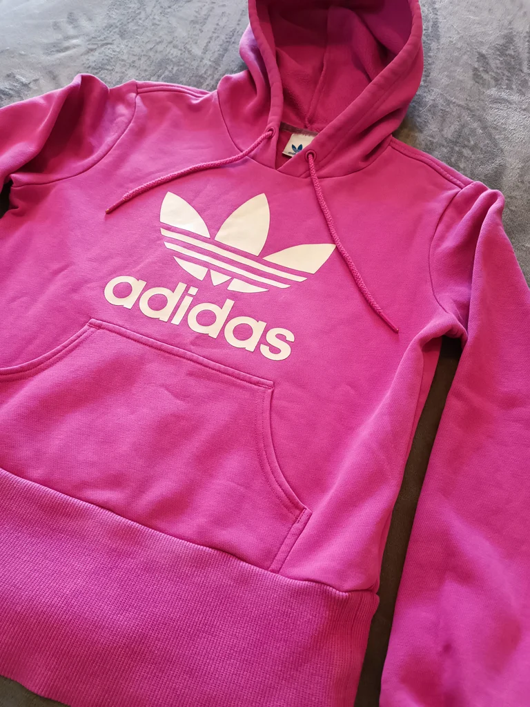 Adidas pullover hoodie for girls/women size S in very good condition, fuchsia color – photo 2